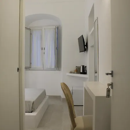 Donna Veneranda Bed & Breakfast *