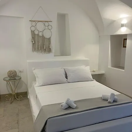 Donna Veneranda Bed & Breakfast *